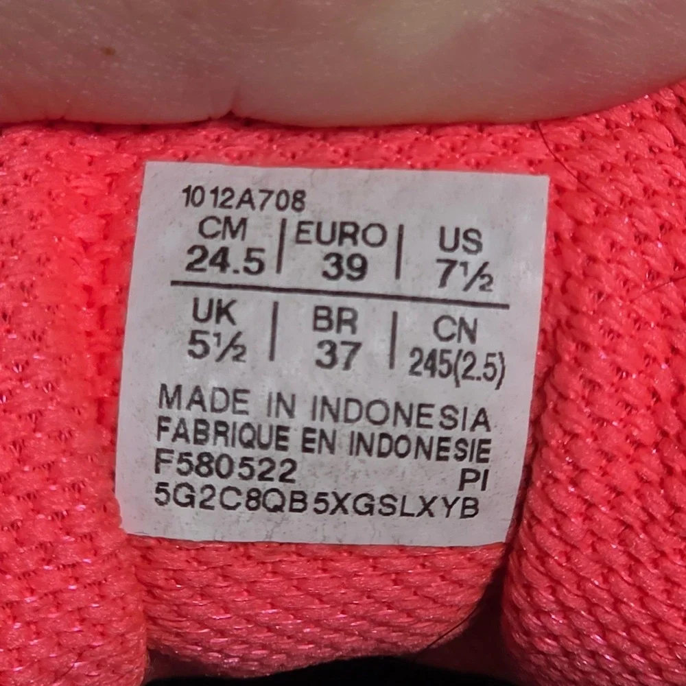 ASICS Gel-Venture 8 Trail Running Shoes Womens 7.5 Grey Pink Excellent 1012A708